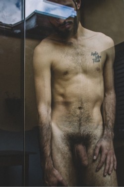 cuddlyuk-gay:    I generally reblog pics of guys with varying degrees of hair, if you want to check out some of the others, go to: http://cuddlyuk-gay.tumblr.com   