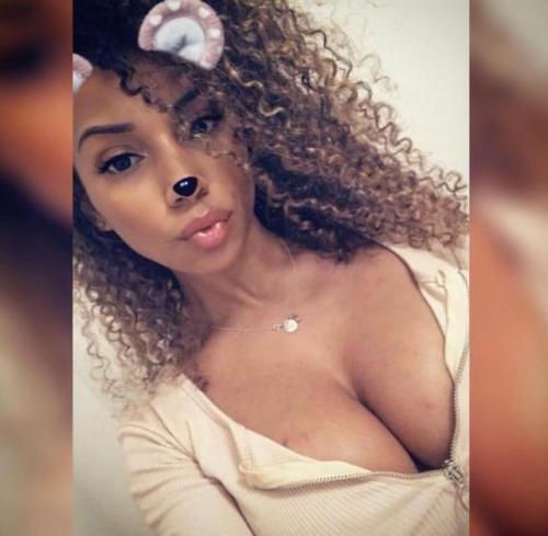 mixed-race-girls:  Jamaican / Portuguese