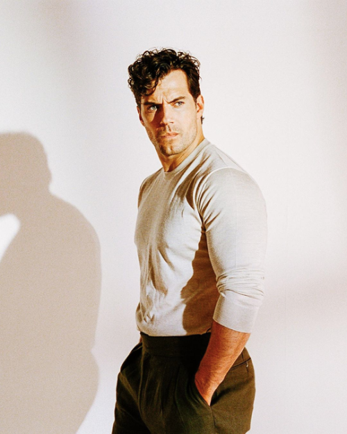 henrycavilledits:HENRY CAVILLph. Danny Kasirye // The Hollywood Reporter (November, 2021)