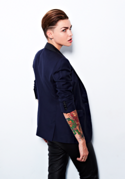 andro-style:  dappertomboy: Ruby Rose  whoaaaa