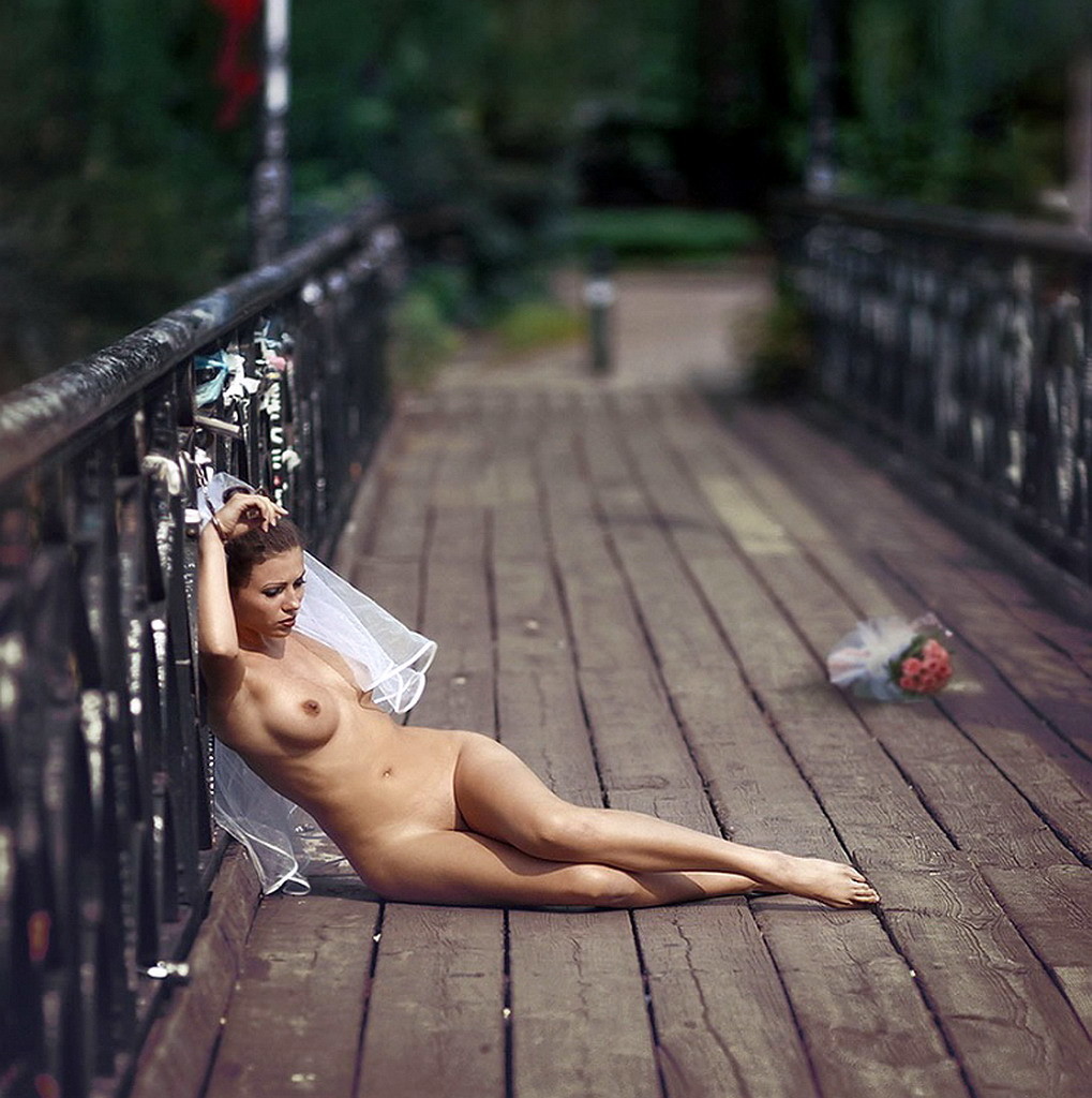 PARADISE OF PUBLIC DISGRACE