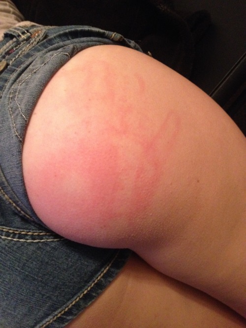 moan-my-name-louder: I got in a spank war last night Nice&hellip;