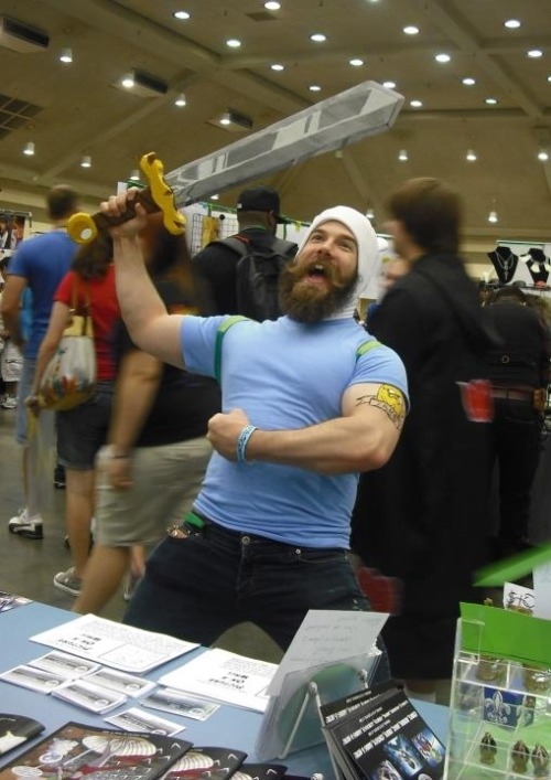 the-mage-of-breath: sublimesublemon: manthropologist: Cosplay of the day. I believe this bear is Fin