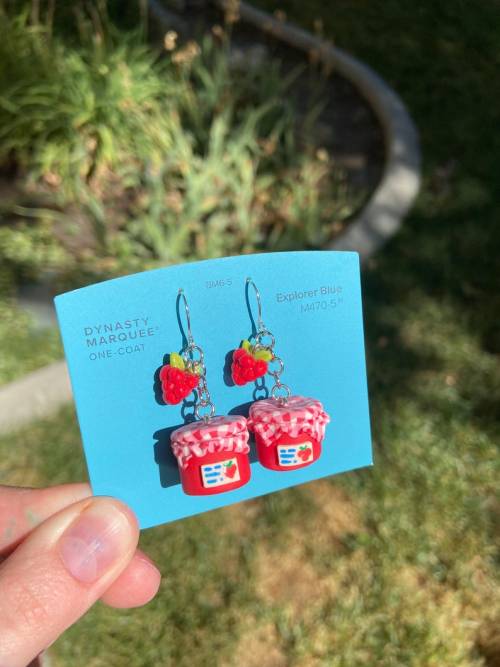 figdays:    Raspberry Jam Earrings // Birdwithcowboyhat