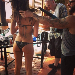 s-stevens:  Emily Ratajkowski getting styled for Sports Illustrated 50th Anniversary Issue 