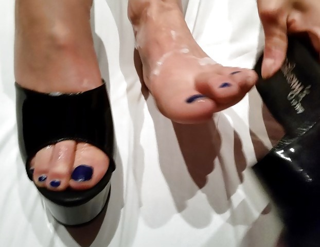 Footjob/Shoejob Loverboy