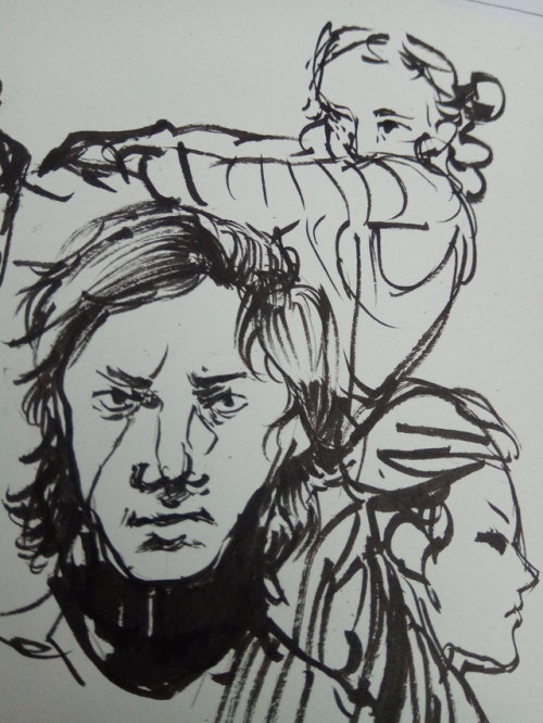 cheesytriangle: RIP i haven’t used the brush pen in almost a year
