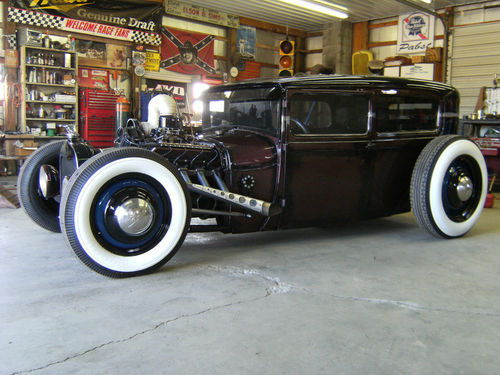 hunterspeed:  1929 Ford Model A.  Killer gas cap install 