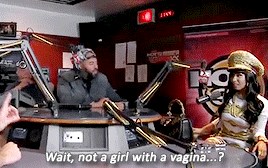 radicalrascality:  futuremrsknow-it-all:  chezzabelles:Nicki Minaj shoots down radio