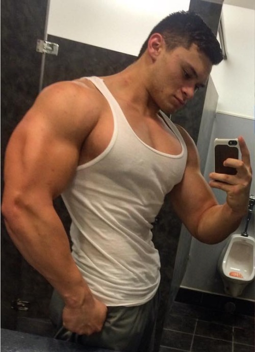 builddudebuild:  Joe Roberts 
