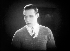 rudolphvalentino:  Rudolph Valentino in Cobra (1925). 