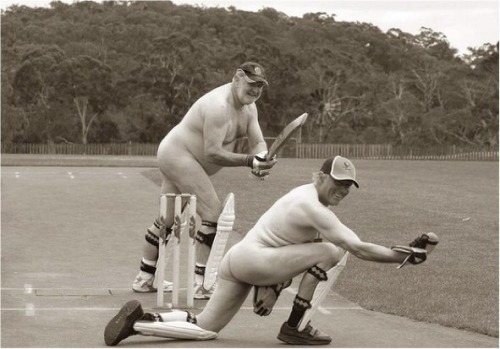 Talk about aiming for middle stump…
