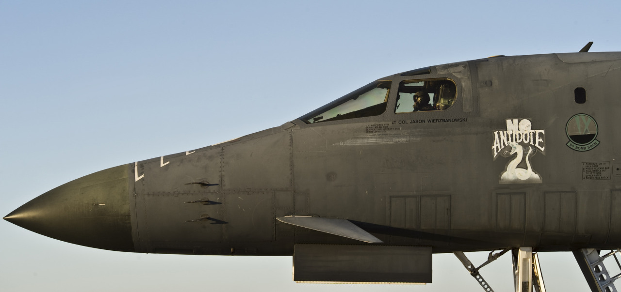 rocketumbl:  B-1B 