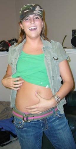 mymarinemind:    This is just a hint at the super sexy military women at www.mymarinemind.com