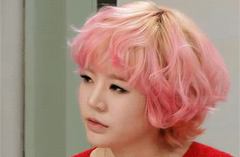 soonqus:  pink angel 💘 