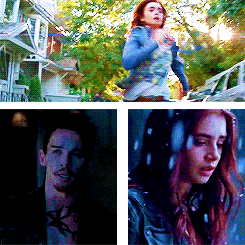 emmajstone:  The Mortal Instruments: City of Bones -International trailer 