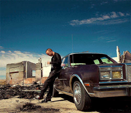 Breaking Bad S04E05 "Shotgun"