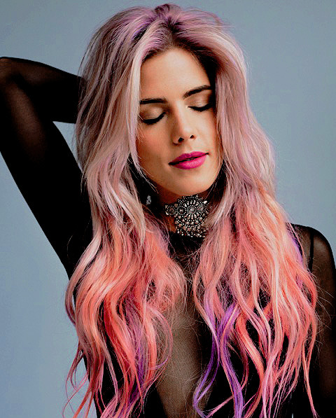 emilyzbett:  emily bett rickards for mane addicts  