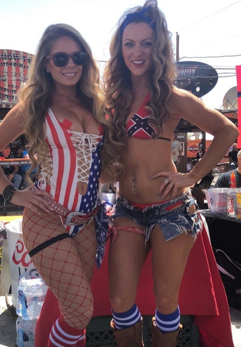 sissyteritoo:  hot-american-girls:Two HOTTIES !!! I’d love to wear what either