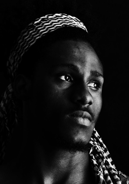 darksilenceinsuburbia:  Marta Azevedo: Black Faces