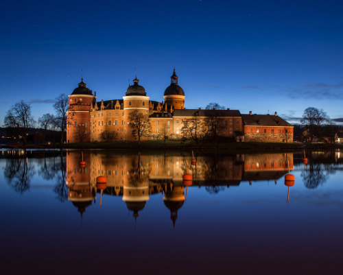 Gripsholm Castle in Mariefred, Sweden (by Storkholm… / http://picstreet.fr