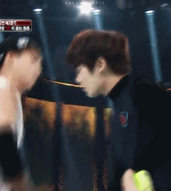 sakuratuanct:  Baro VS Minho for new KBS ProgramThis game is intense as fuck. 