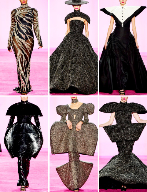 CHRISTIAN SIRIANO at New York Fashion Week Fall 2020 if you want to support this blog consider donat