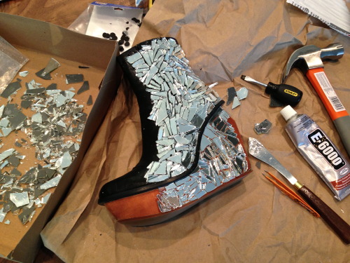 kelzadiddle:glitterboots:taherehmafi:DIY SHATTER ME SHOES I have two great loves in this world: shoe