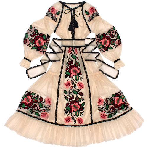 tracle0:mori-girl-life:HELP ME I AM OBSESSED WITH UKRAINIAN INSPIRED VYSHYVANKA DRESSES x_x@albatris