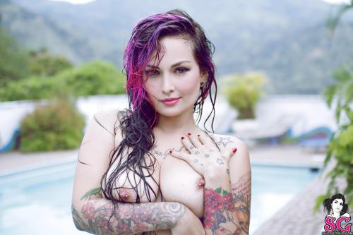 XXX idreamofsuicidegirls:  Fernanda idreamofsuicidegirls.tumblr.com photo