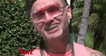 bigbandbenji:  me laughing at haters for real