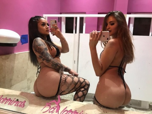 stripper-locker-room:  https://www.instagram.com/ballarrinas.gizelle/https://www.instagram.com/d.mbri/