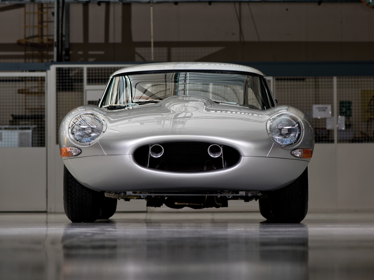 gashetka:  2014 | Jaguar E-Type Lightweight | Source