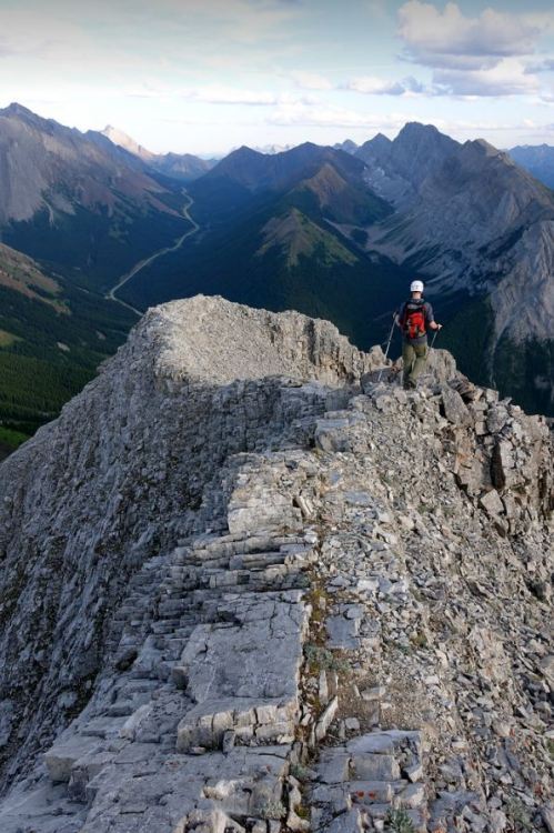 Descending the ridge - Gap Mountain, Alberta / Canada (by *Andrea B).   