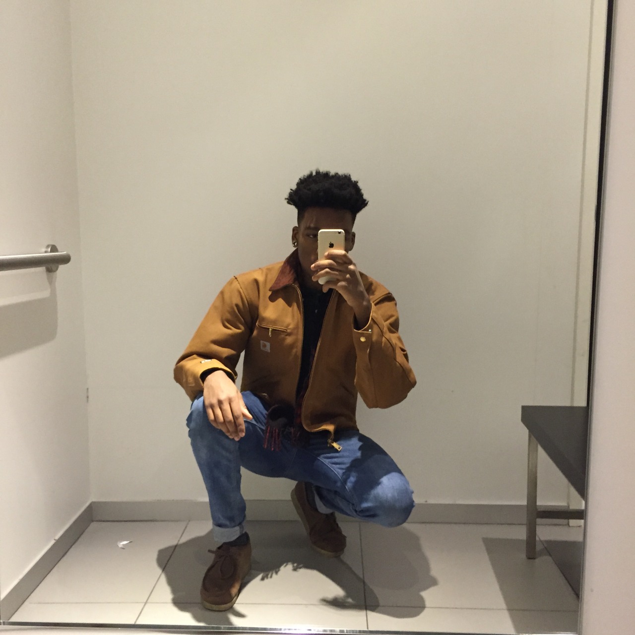 roca-wear:  sometimes I stand sometimes I sit