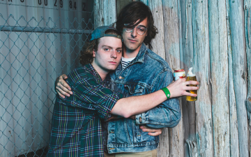 macduhmarco:Mac Demarco and Matt Mondanile at SXSW 2013 lol 