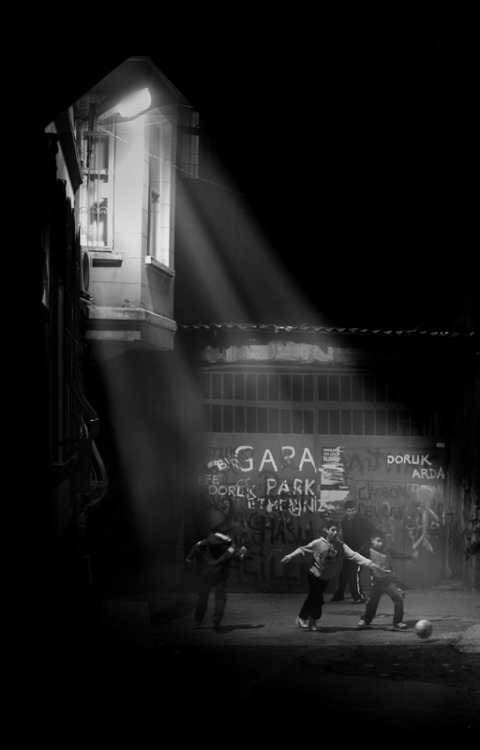 The astonishing black and white photography by Bahadir Bermek This Turkish photographer has some gre