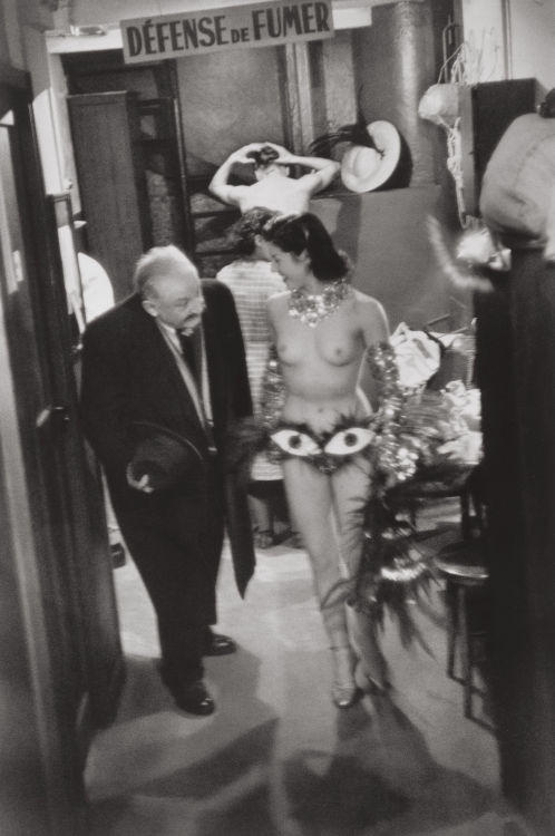 labophoto:Robert Doisneau - Hommages Respectueux, Concert Mayol, Paris, France, 1952