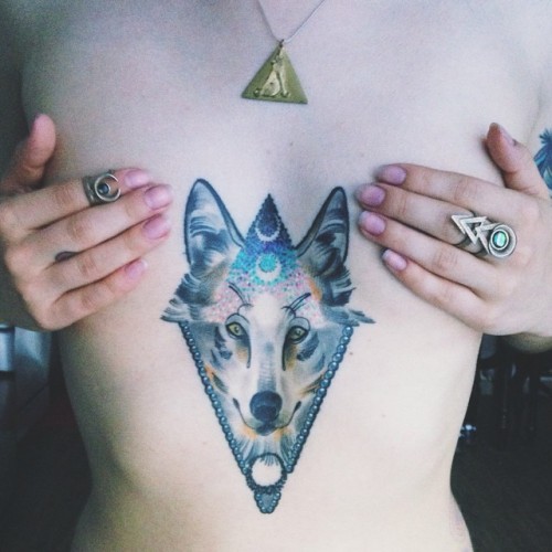 My wolf is healing up so beautifully and pairs perfectly with my new @rogueandwolf rings! Thanks aga