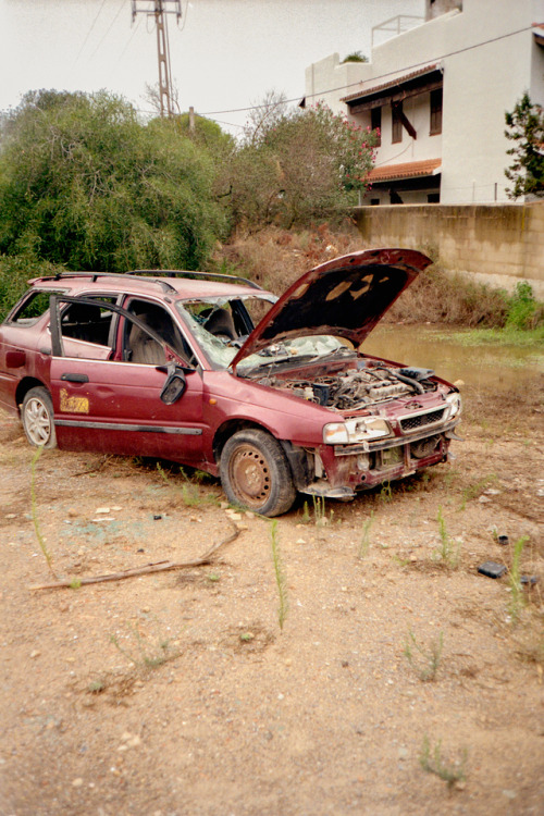 Rotten cars of IbizaOlympus mju // Kodak Gold 200 // Epson v750 mit SIlverfast