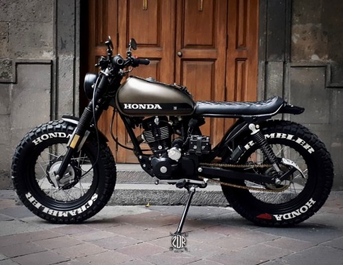 utwo - 125 Honda Scrambler© zdr customs