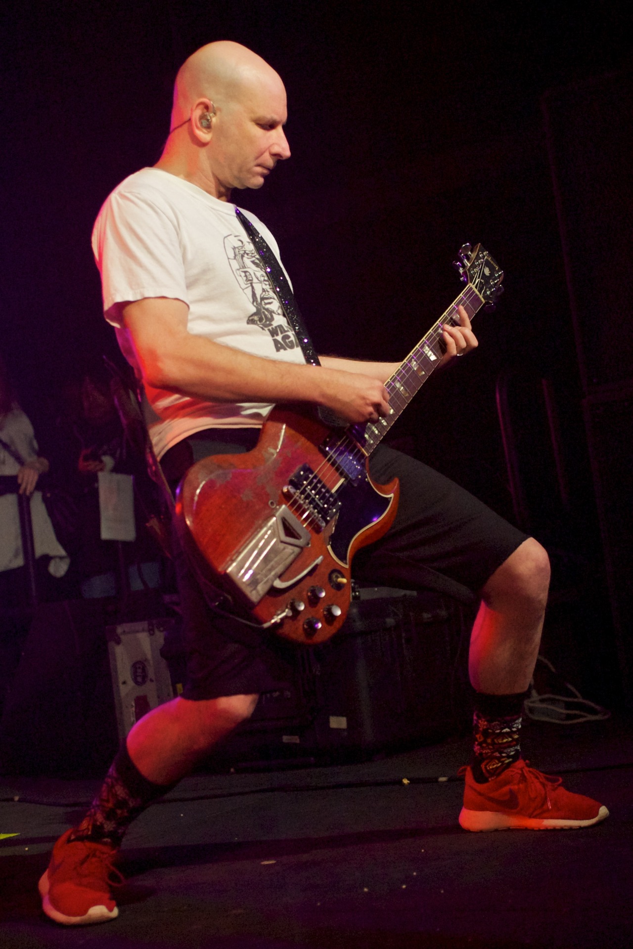 I Rock Photos — Greg Hetson of Bad Religion. ...
