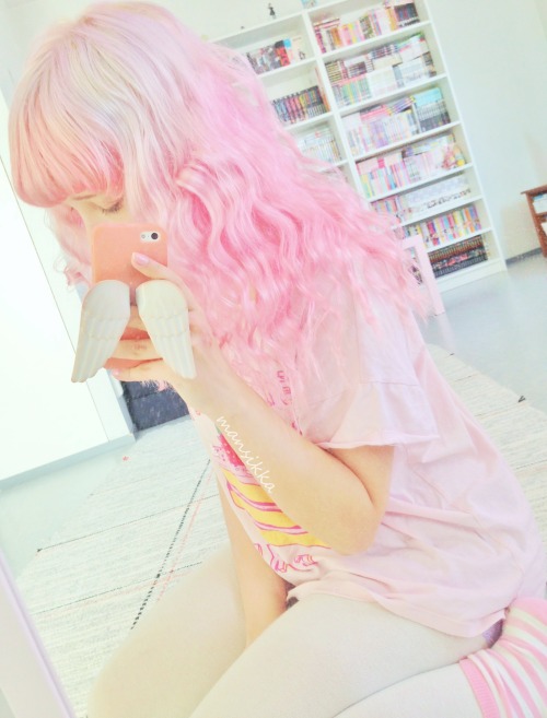 mansikka:  Did my roots yesterday and redyed pink and lavender. ♡