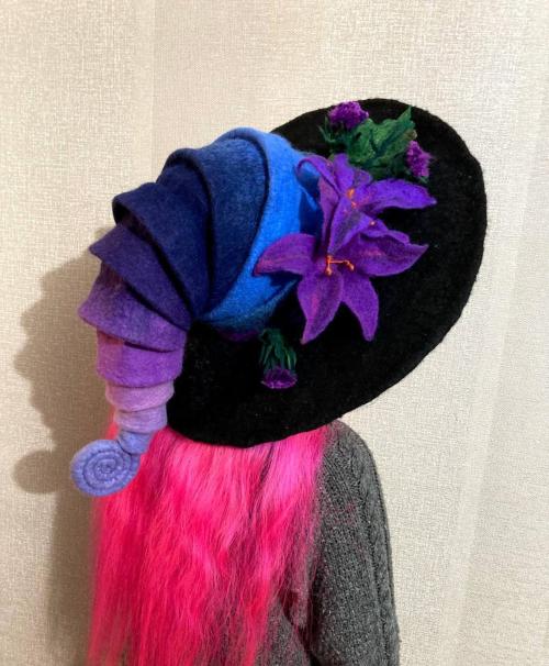 snootyfoxfashion:Handmade Felt Witch Hats from WitcheryStorex / x / x / x / xx / x / x / x / x
