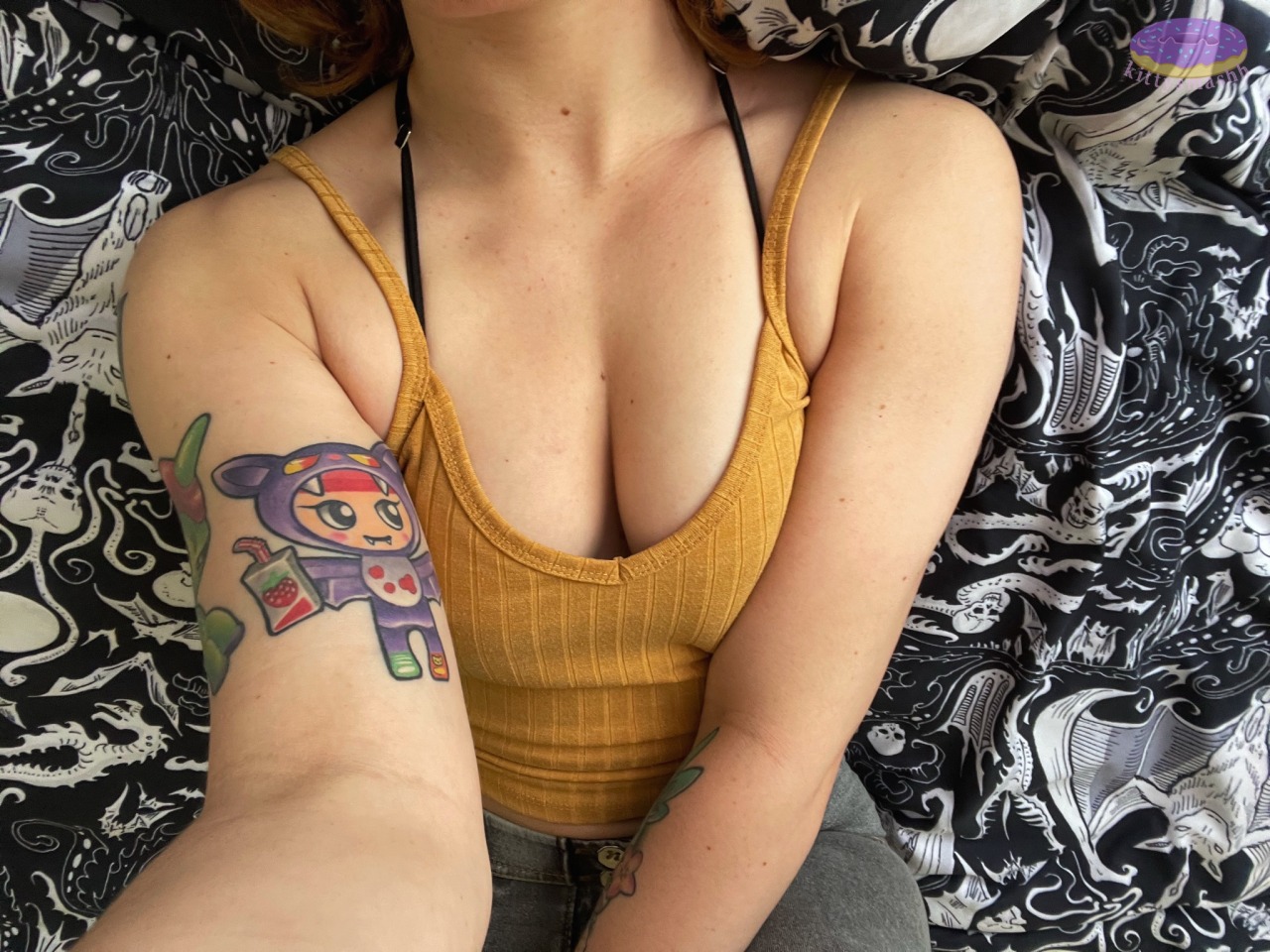 Porn photo kittysmashh:My hugging muscles are Pumped