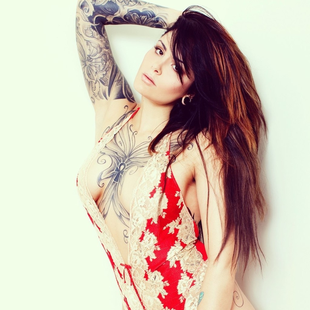 Girls With Tattoos