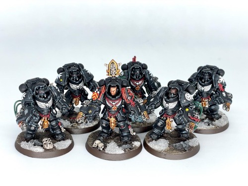 More Primaris Aggressors, plus a family photo of all 6 of them!