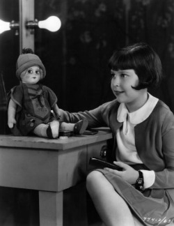 whataboutbobbed:  Mitzi Green, seen here at the age of 8, who became the first child ever signed to a contract by Paramount’s famous ‘Lasky’ circa 1928/1929 