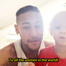 blaugr4na:Happy International Women’s Day from Neymar and Davi Lucca!