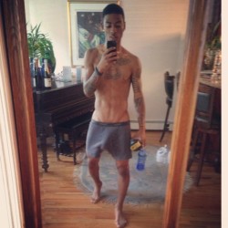 blakyokojones:  Slim has been blessed…